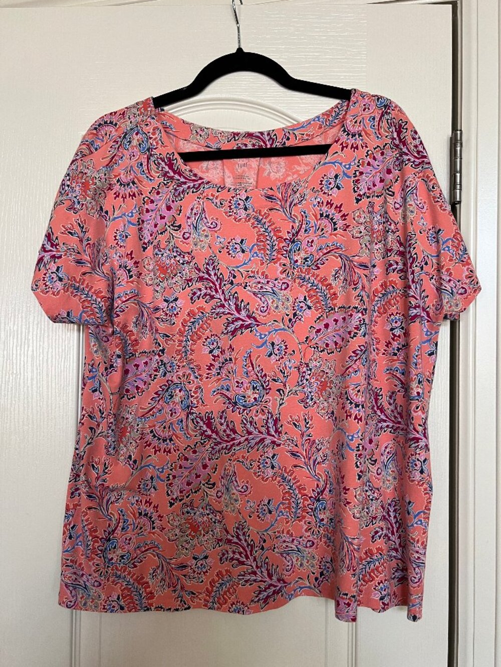 J. Jill scoop neck tee size Large